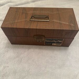 Porta File‎ Security Box Homespra Locking Metal File Box w/ Key Vintage 1970s